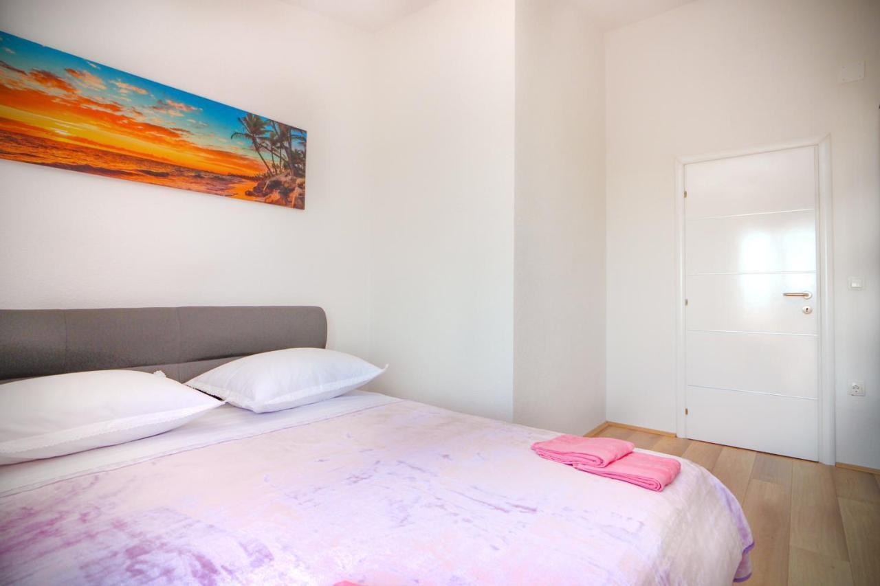 Conte Cikara Apartment Saricevi 外观 照片