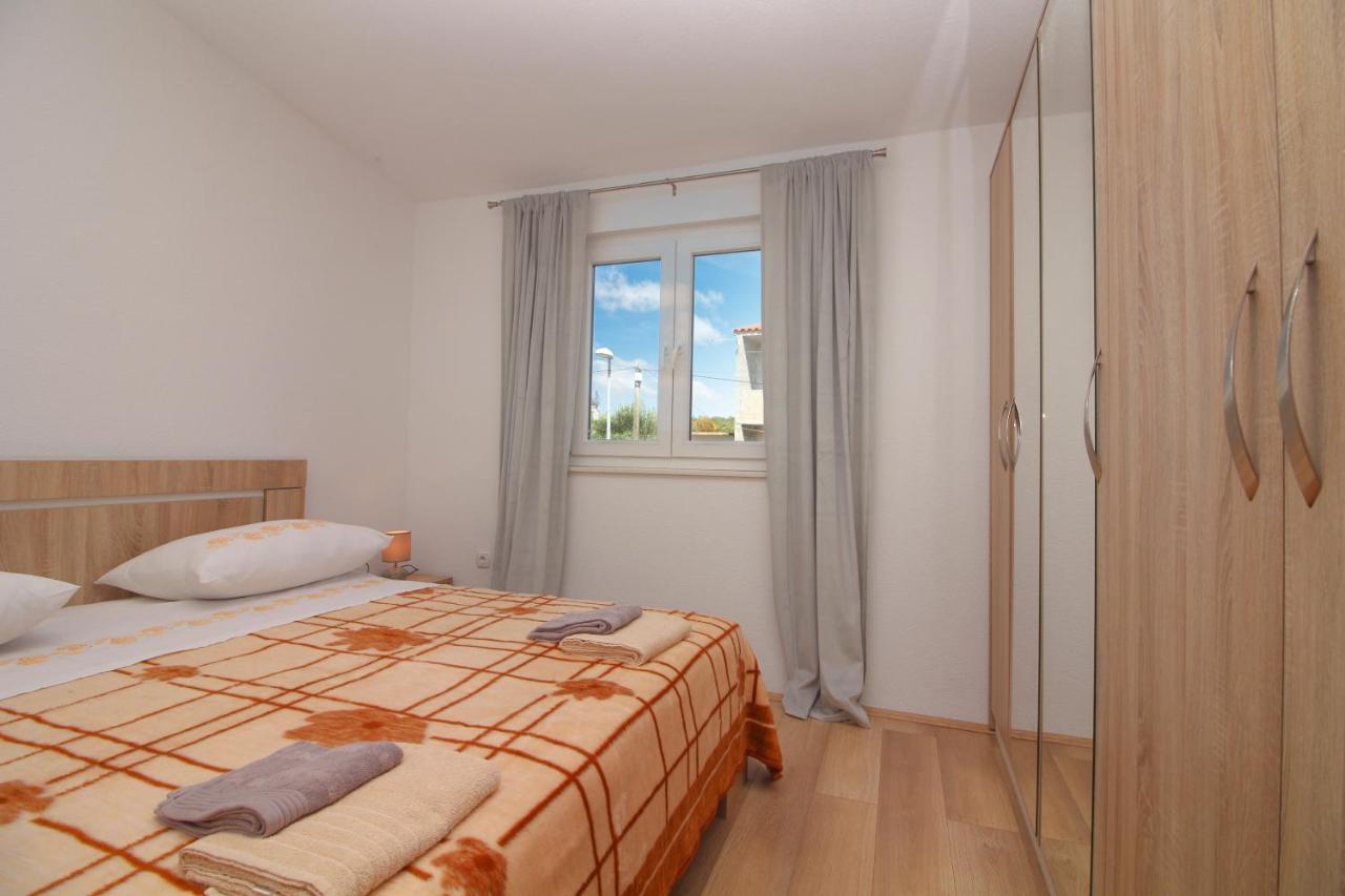 Conte Cikara Apartment Saricevi 外观 照片