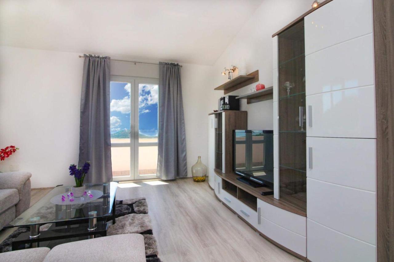 Conte Cikara Apartment Saricevi 外观 照片