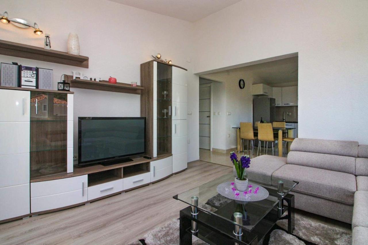 Conte Cikara Apartment Saricevi 外观 照片
