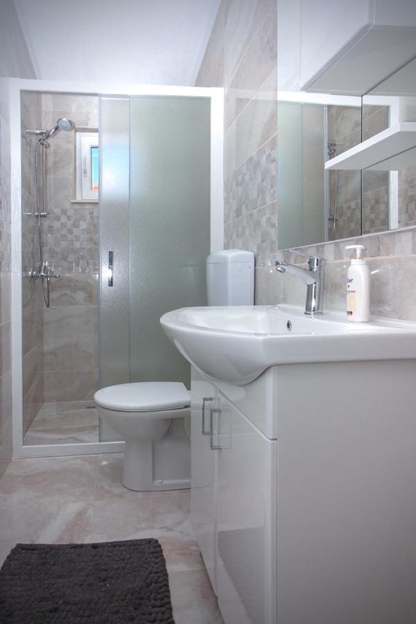 Conte Cikara Apartment Saricevi 外观 照片
