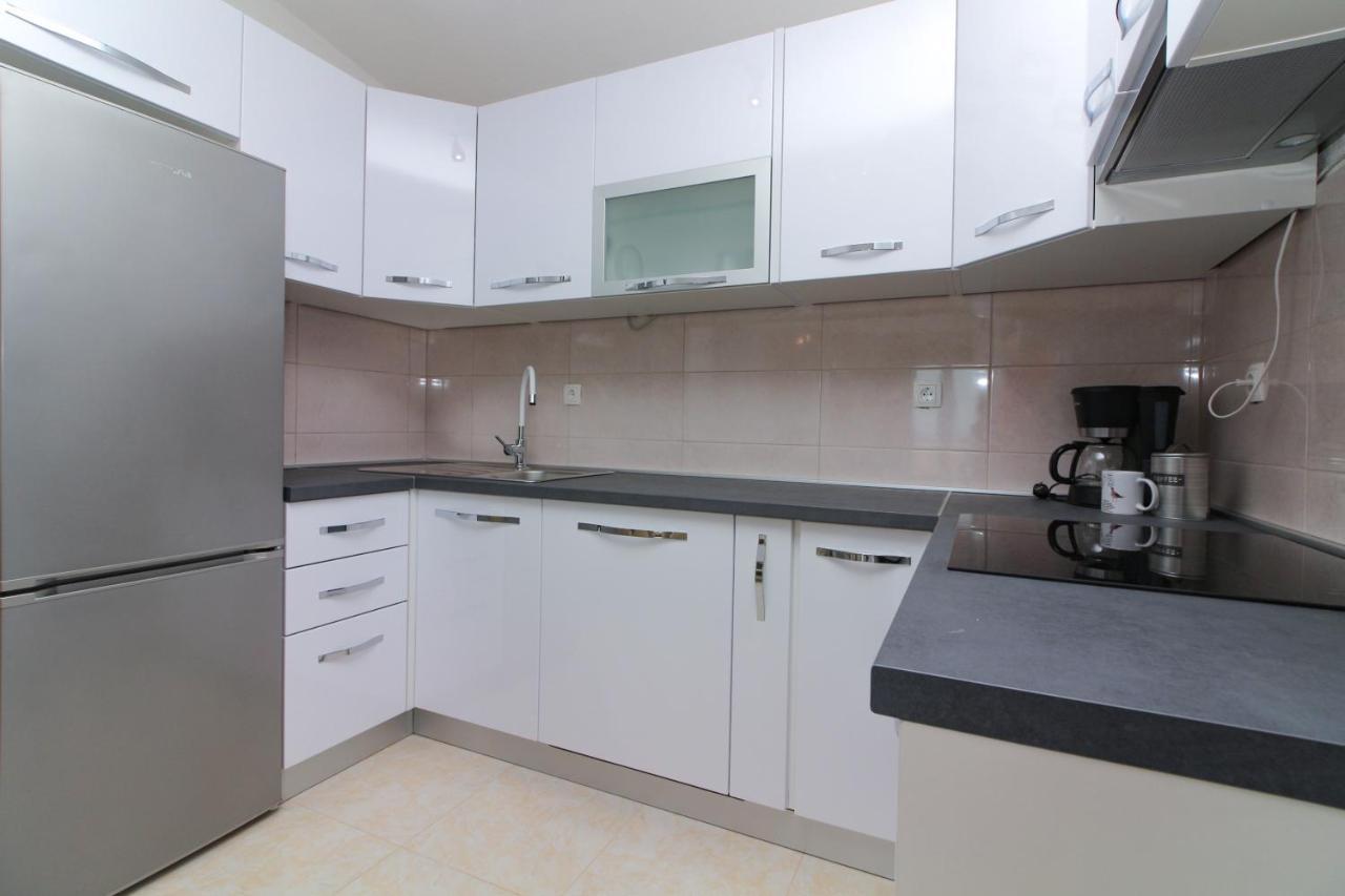 Conte Cikara Apartment Saricevi 外观 照片